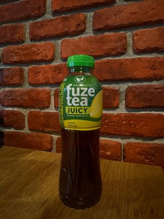 FuzeTea cytrynowa z czarną herbatą i trawą cytrynową 0,5l