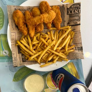 Mozarela Frita, Batatas Fritas, Bebidas