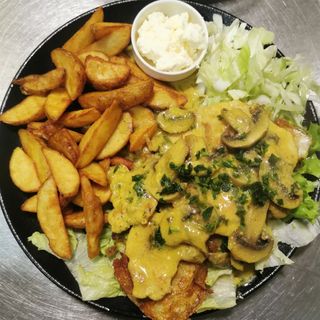 Pileći medaljoni sa krompirom 200 gr