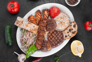 Карышык кебаб/ Ассорти кебабов (650г)