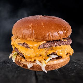 Dublu Cheesy Cheesburger