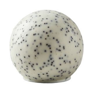 Кутия с 6 топки Бадем с мак млечен сладолед