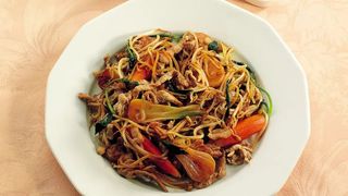 Manzo con germogli di soia