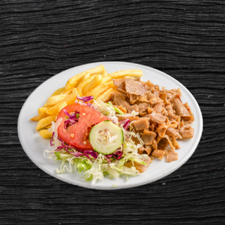 Ternera Con Patatas Y Ensalada