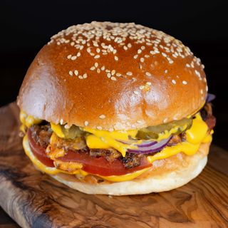 Kanapka z szarpaną wieprzowiną