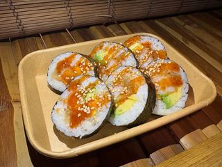 FUTOMAKI LLAGOSTI