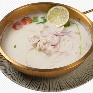 Sopa De Coco Chicken