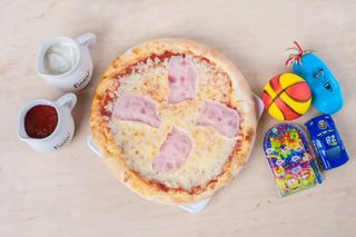 Pizza Bambino z serem i szynką