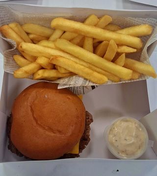 Meniu Ultimate Smash Burger