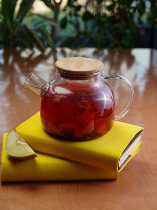 Чай груша-клубника (900мл)