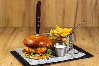 Camembert melt + doza pepsi