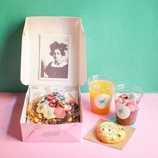 Brunch De Buenos Dias De Pancakes Con Sirope De Arce