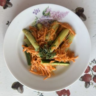 Огурцы битые