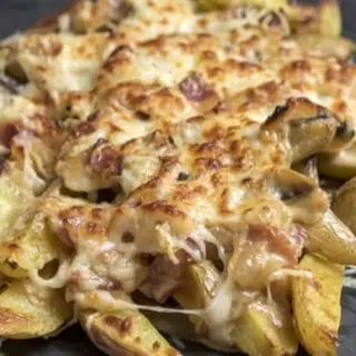 Patatas Carbonara