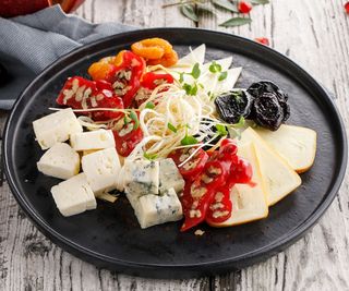 ქართული ყველის ასორტი