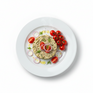 Salata de vinete dichisita cu rosii tinere si ceapa