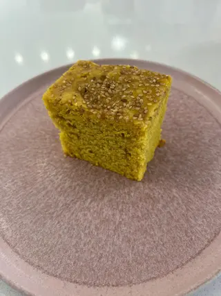 Trozo de Bizcocho de Sfouf