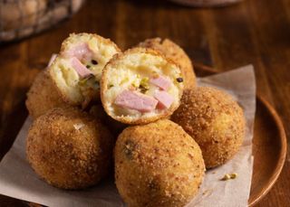 Crocchè Mortadella e pistacchio