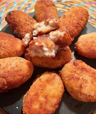 Croquetas caseras de Pollo a la Brasa (8 unidades)