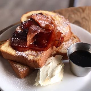 French Toast & Bacon