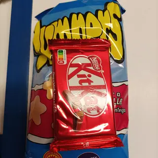 Jumpers + Kit Kat