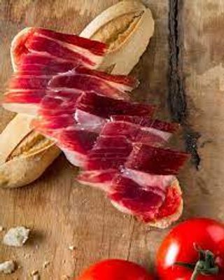 Bocadillo Ibérico Bellota Con Tomate Rallado