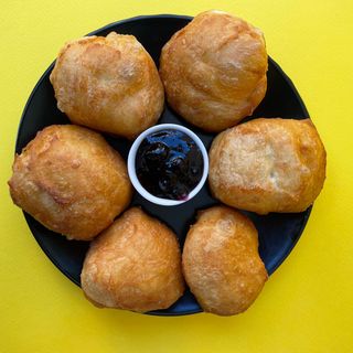 Мини мекички със сладко (6 бр)