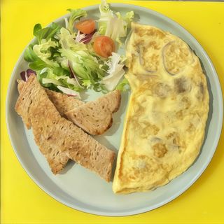 Omelette De Champiñón Queso