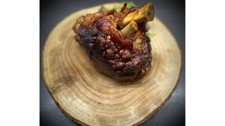 Ciolan de porc crocant 780g