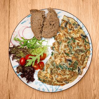 Omelette épinards champignons