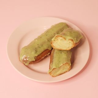 ფსტის ეკლერი