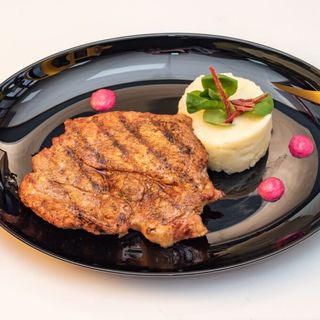 Ceafa de porc la gratar