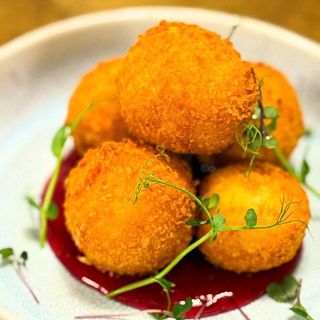 ყველის ბურთები /Cheese Balls