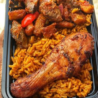 Gizdodo with Jollof rice and chicken 