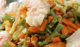 Padd Pong Kraree Con Salteado De Gambas