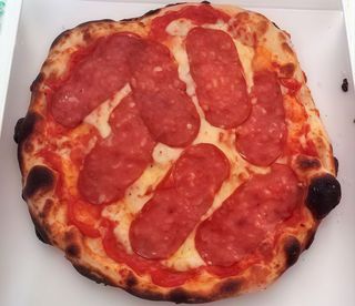 Pizza salame