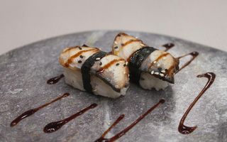 NIGIRI ANGUILA (2 PZS.)