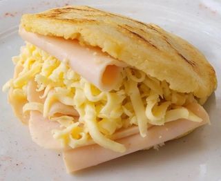 Arepa Mixta (1 Ud.)