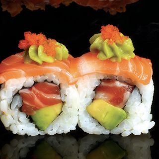 Uramaki Sake Aguacate Roll (8 Uds.)