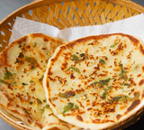 Chilly Cheese Naan