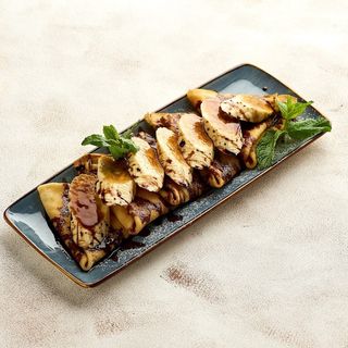 Блинчики с бананом и шоколадом (300г)