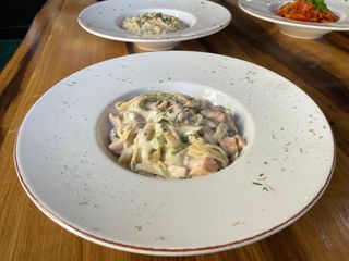 Талиателе със съомга