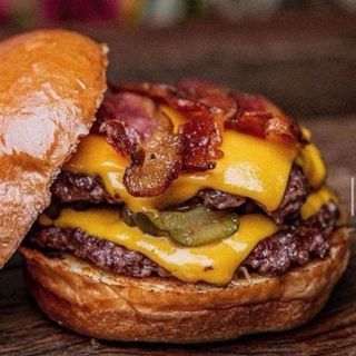 ორმაგი ბეკონჩიზი