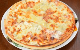 Pizza Quattro Formaggi