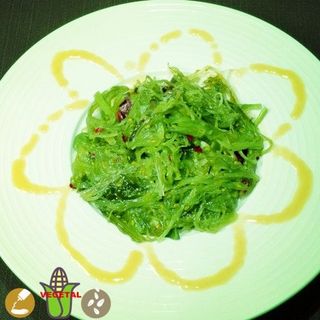 4 Wakame