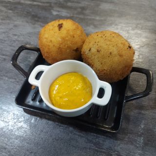 Bomba xl picante 2 uni c salsa