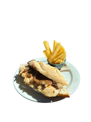 Bocadillo De Pechugas, Setas Y Alioli