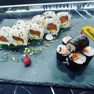 144 Sushi misto 14 pezzi