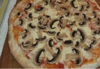 Pizza funghi
