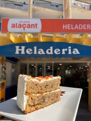 Porción de tarta de Zanahoria